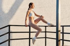 托莫里：对于我这个后卫来说，1-0获胜意味着我们防守得很好