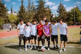 纽约洋基队季后赛失利后，老板表示不会解雇主帅布恩